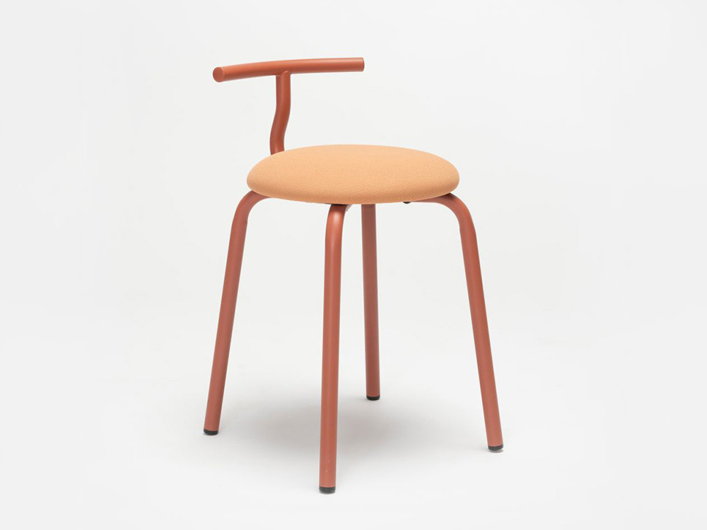 Taburete cocina diseño Tam: la elegancia de Ondarreta en versión baja con opción de respaldo