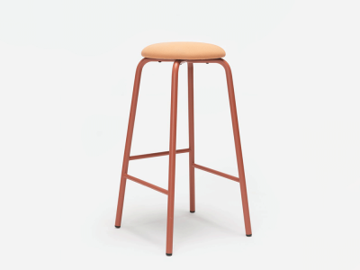 Taburete cocina diseño Tam de Ondarreta: asiento tapizado personalizado y estructura de acero de alta resistencia