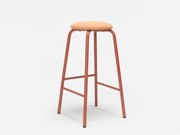Taburete cocina diseño Tam de Ondarreta: asiento tapizado personalizado y estructura de acero de alta resistencia