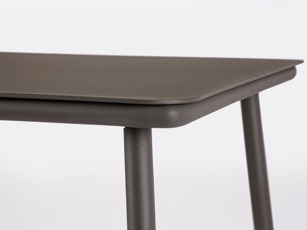 Mesa de centro moderna Spike de Bizzotto: aluminio barnizado para jardín premium