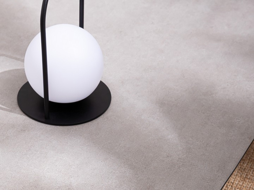 Bizzotto Theodore: conjunto de salón para jardín con sofá de 3 plazas y tapizado en tejido Olefin de alta resistencia.