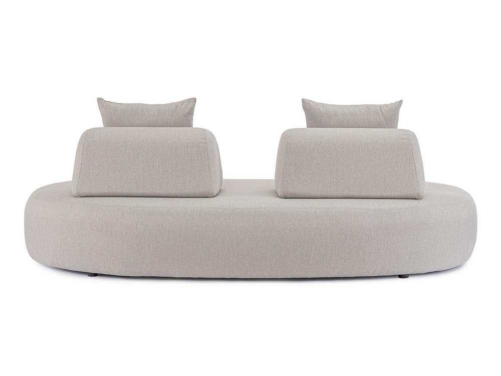 Muebles de terraza modernos: sofá Cooper de Bizzotto con sistema de respaldos dinámicos.