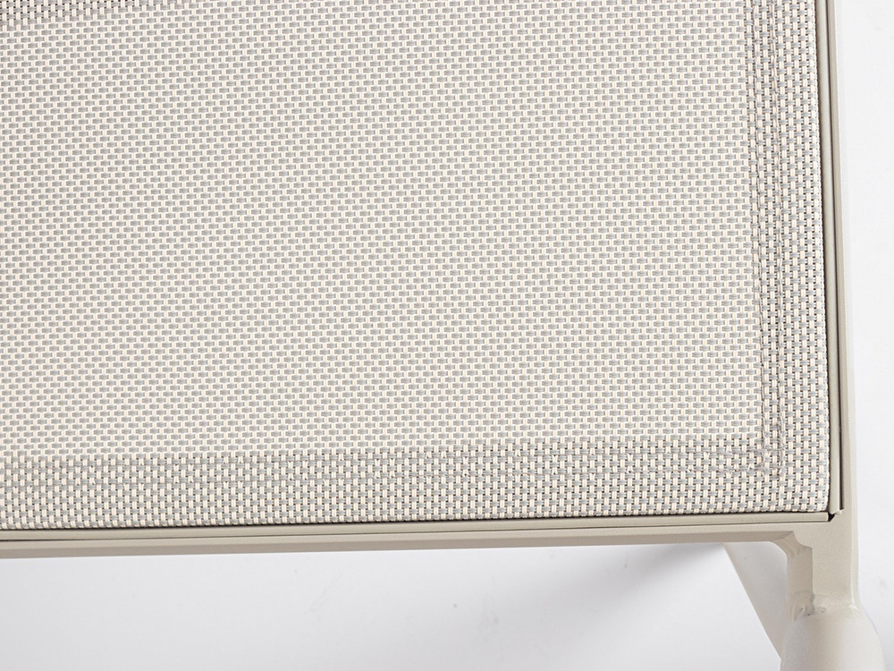 Mueble de jardín: sillón reclinable de aluminio con textilene y respaldo de cuerda trenzada