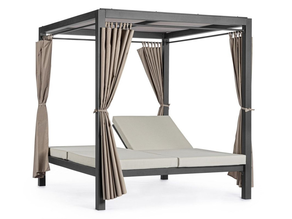 Muebles de exterior Bizzotto: cama balinesa Dream con cortinas laterales y techo de aluminio.