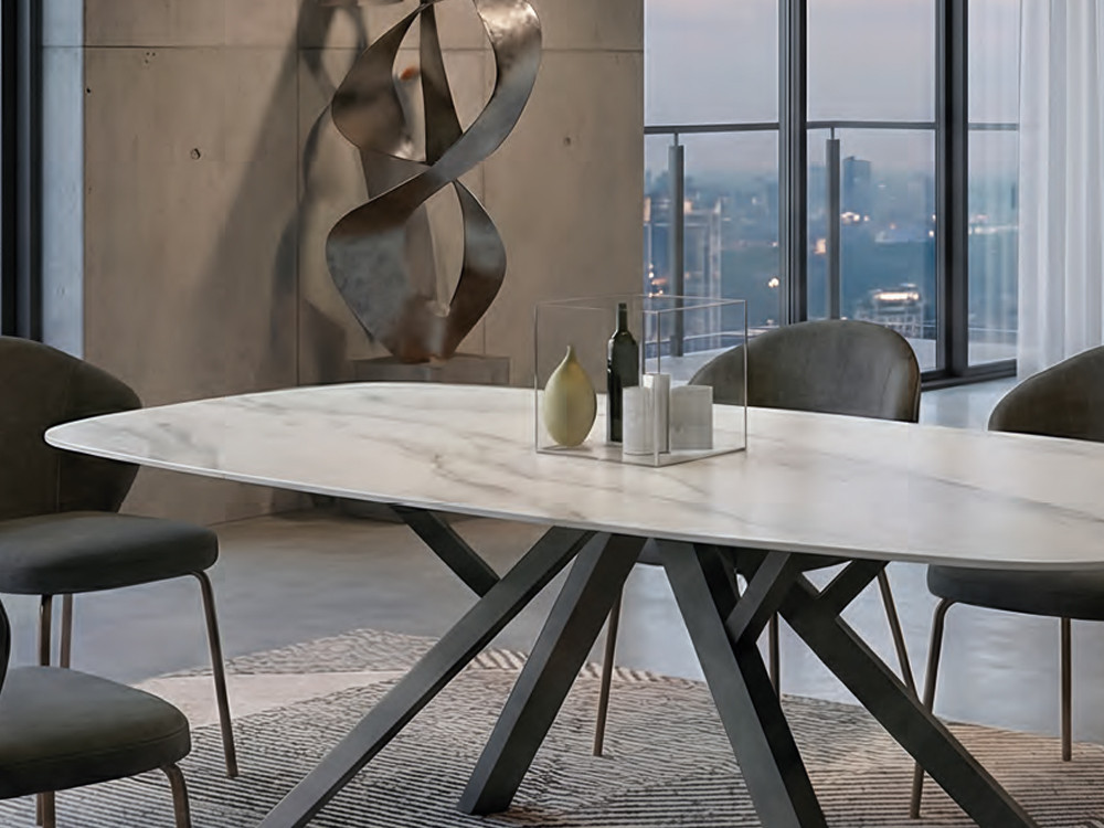 Mobel 6000: mesa porcelánico comedor Mizar de Easyline, diseño italiano con base cruzada de aluminio.