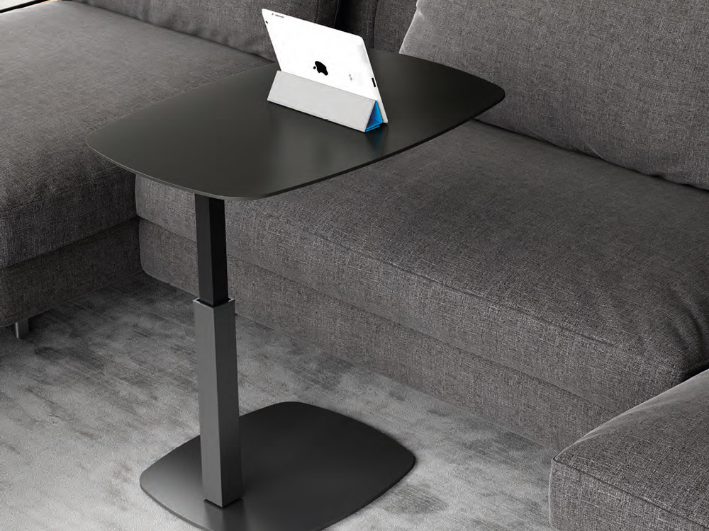 Mesa auxiliar de salón elevable Servus de Easyline: elegancia técnica en metal para el hogar en Mobel 6000