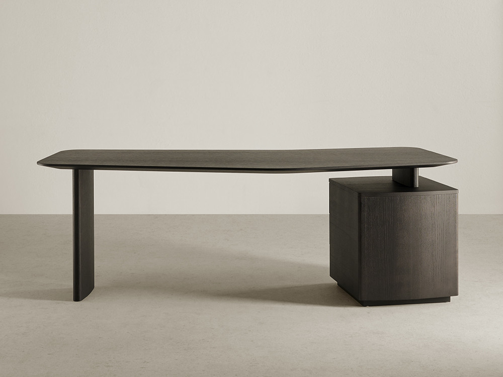 Mobel 6000: muebles de despacho como el modelo Ecos de Dido mobili, con forma y cajonera de roble natural