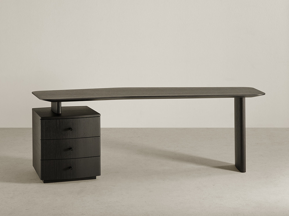 Mesa escritorio diseño Ecos de Dido mobili: calidez en roble natural y alta calidad artesanal en Mobel 6000