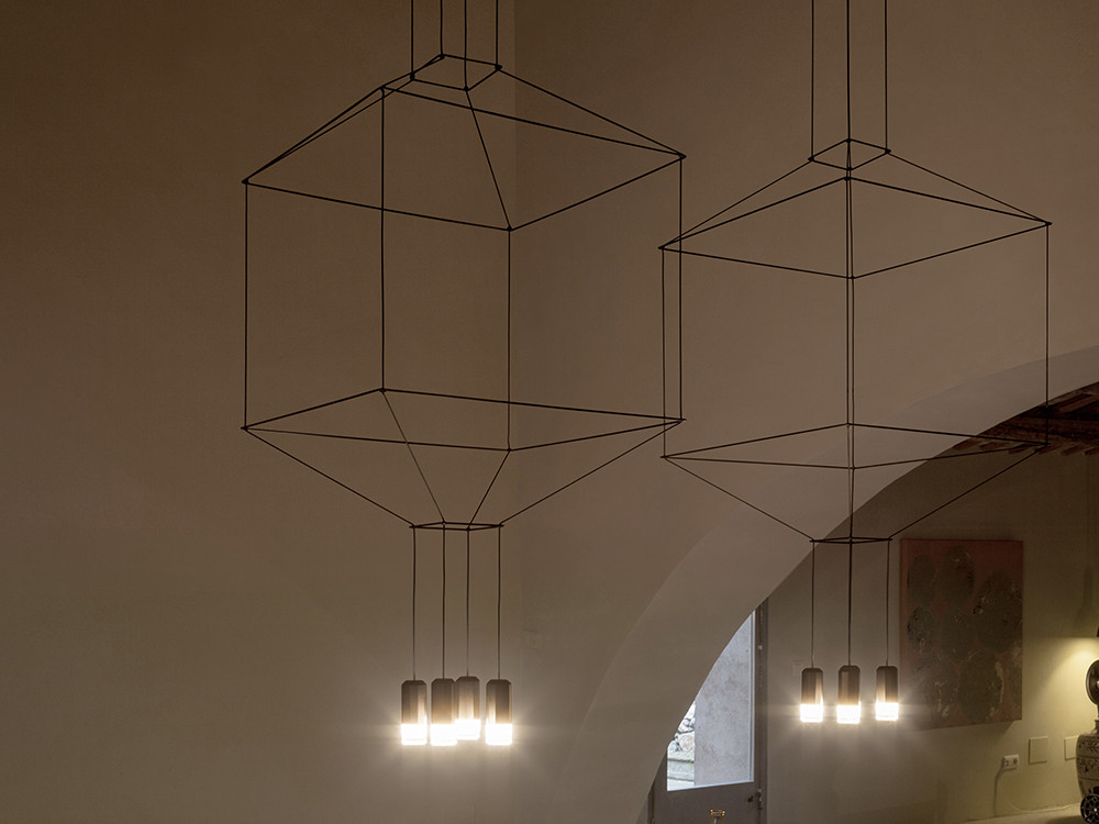 Mobel 6000: lámpara de diseño Vibia, colección Wireflow con estilo intemporal y bienestar individual