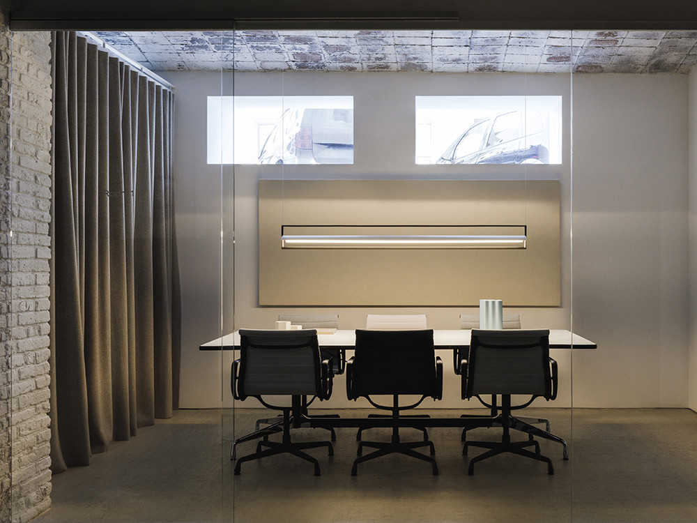 Mobel 6000: exclusiva lámpara de diseño Kontorno, tres medidas disponibles para un valor duradero