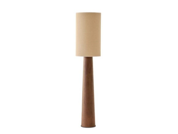 Lámpara salón Nova de Unika Living: diseño de pie con base cónica de nogal en Mobel 6000