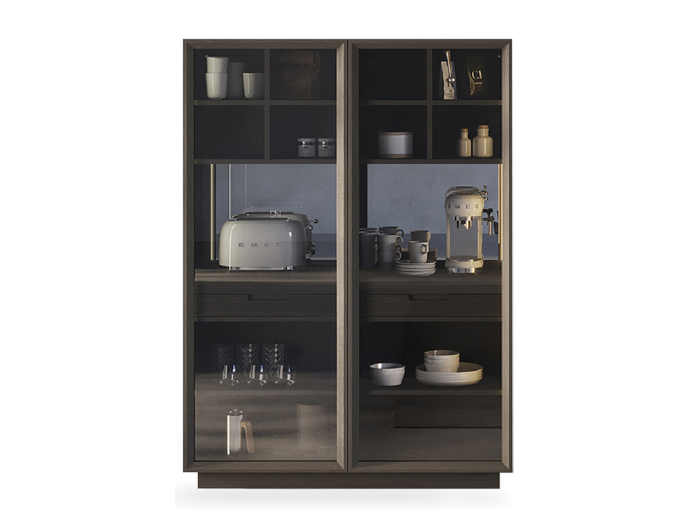 Vitrina moderna Volo de Devina Nais: sofisticado diseño italiano con frentes alistonados y cristales ahumados en Mobel 6000