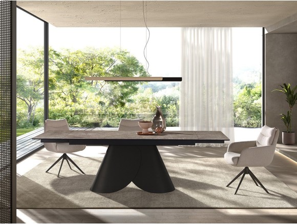 Mesa de comedor extensible Lihue Keramic de Nacher: sobre porcelánico y base de metal en Mobel 6000