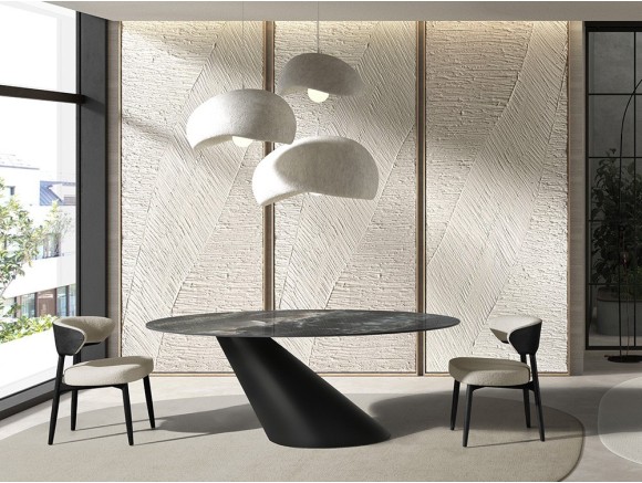 Mesa de comedor ovalada Maui Keramic de Nacher: diseño de fabricación española con sobre porcelánico en Mobel 6000