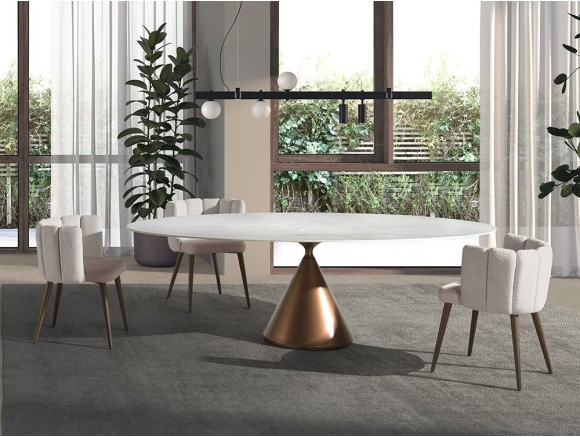 Mesa de comedor ovalada Aiko Fix Keramic de Nacher: sobre porcelánico de 12mm y base de metal en Mobel 6000