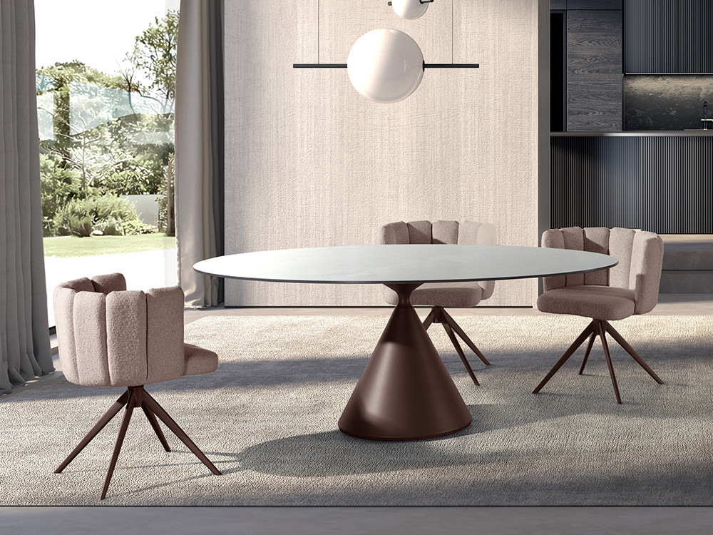 Comedores modernos con la silla Yoko Return de Nacher: sistema de retorno automático y diseño nacional en Mobel 6000