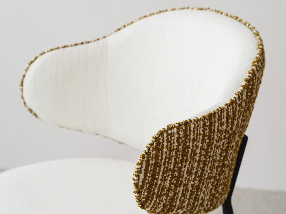 Mobel 6000: exclusiva silla tapizada Cloe de VP Interiorismo, confort bicolor para salones de diseño