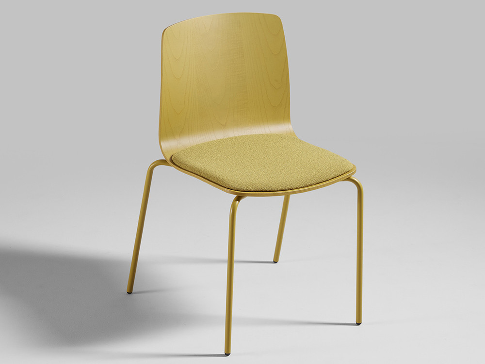 Sillas de diseño modernas Atrio por Cancio: estructura de fresno y patas epoxi para espacios atractivos