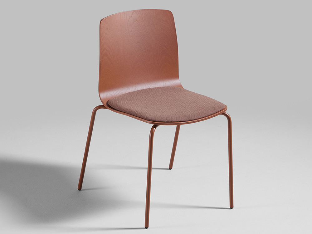 Mobel 6000 Madrid: silla de comedor Atrio de Cancio, calidad de fabricación nacional con asiento tapizado
