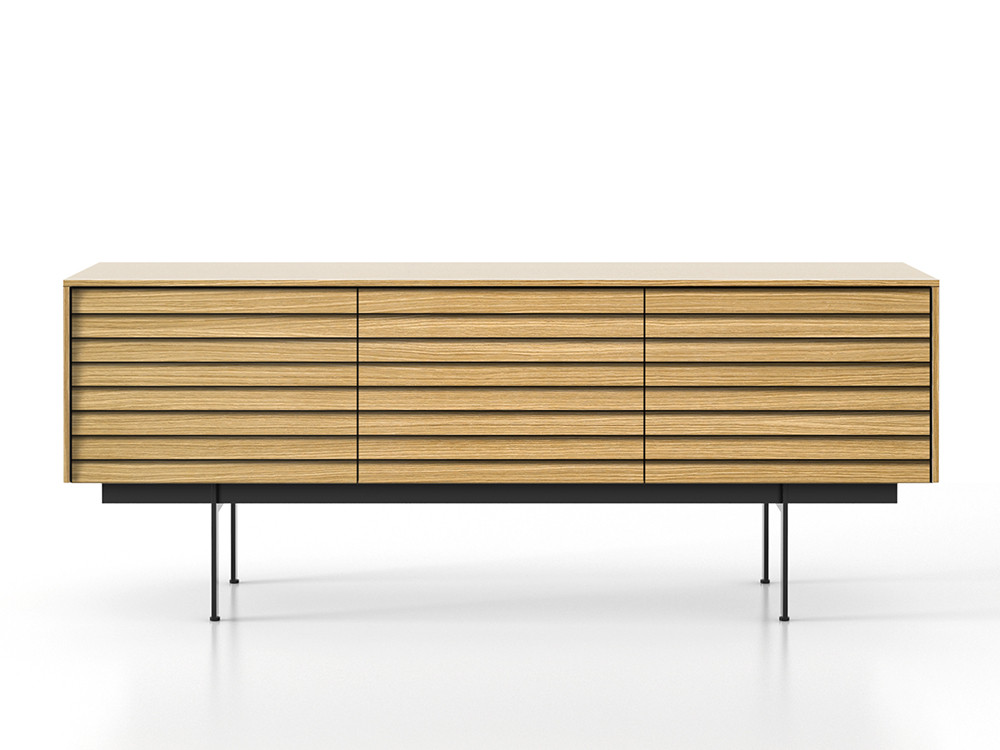 Aparador de diseño Sussex por Punt: chapa de roble o nogal disponible en 3 medidas en Mobel 6000 Madrid