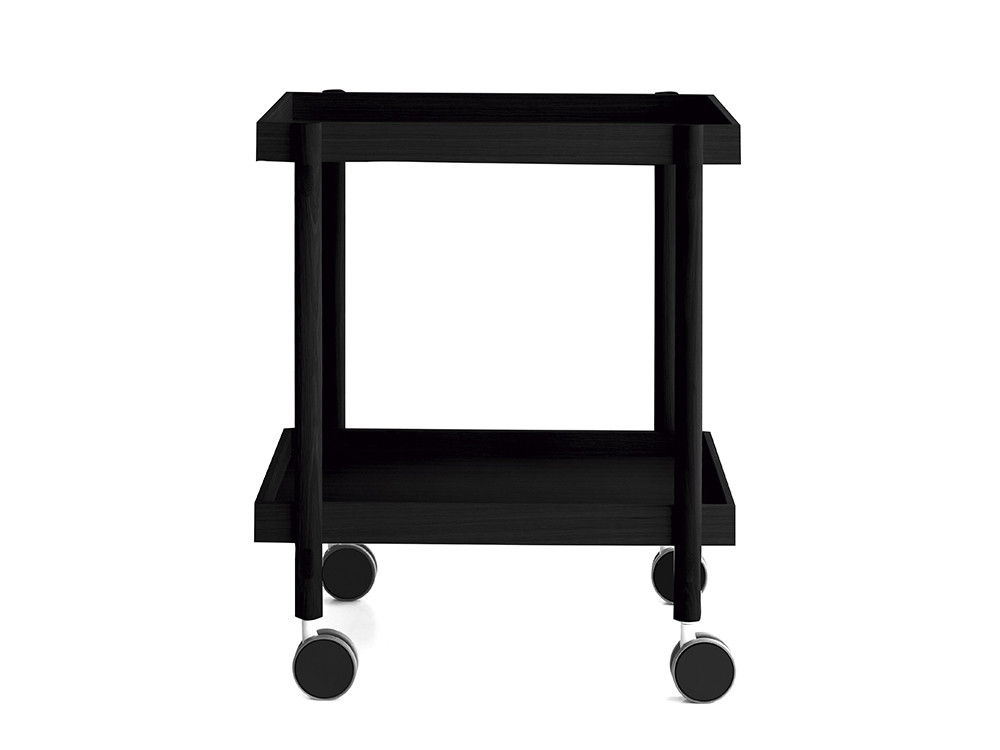 Mobel 6000: elegante mesa auxiliar salón Mai Thai por Punt, la esencia del Art & Design nacional en roble