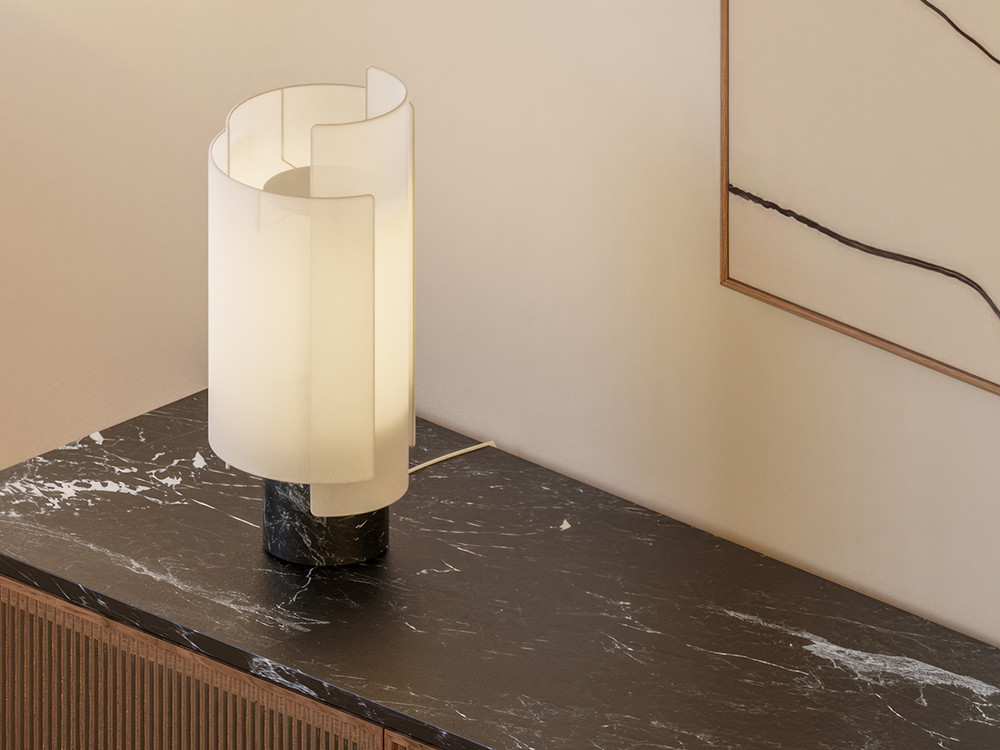 Iluminación salón moderno: lámpara Rio por Punt, la esencia del Art & Design nacional en Seismil Studio Madrid