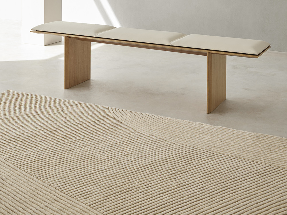 Mobel 6000: elegante alfombra Velasca de Punt, artesanía textil en lana de Nueva Zelanda para salones de diseño