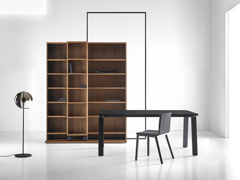 Librerías de diseño Literatura por Vicent Martínez: la esencia del Art & Design nacional disponible en Seismil Studio Madrid