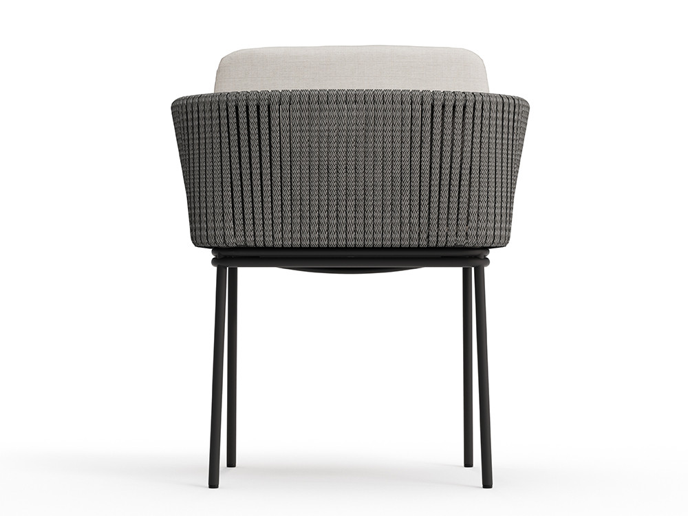 En Seismil Studio Madrid: sillas de comedor modernas Boston de Skyline, diseño en aluminio y cuerda por Santiago Sevillano