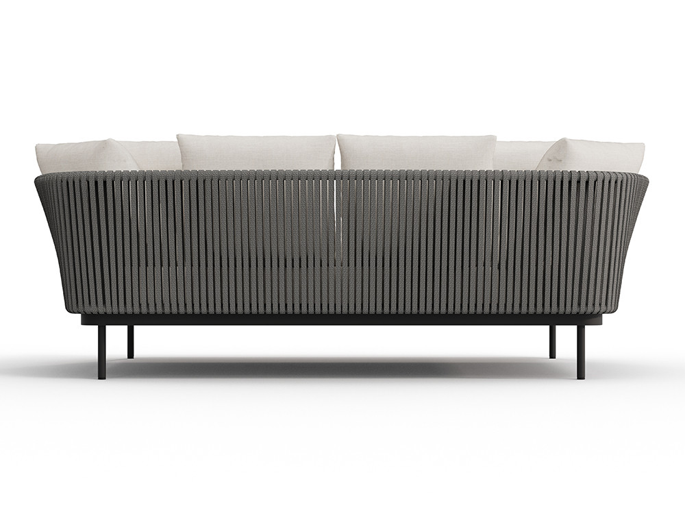 Mobiliario exterior diseño Boston de Skyline: daybed con cojines tapizados de Santiago Sevillano en Mobel 6000 Madrid