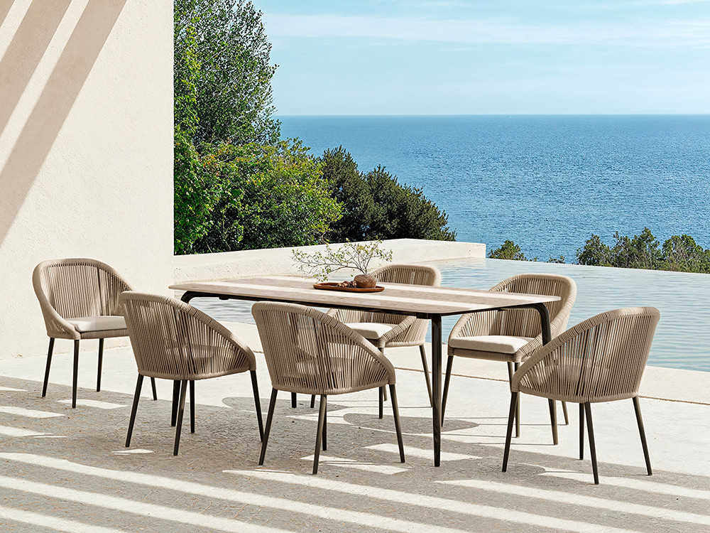 Mesas de comedor porcelánico Rodona de Skyline: diseño de Santiago Sevillano en aluminio y carbón en Mobel 6000 Madrid