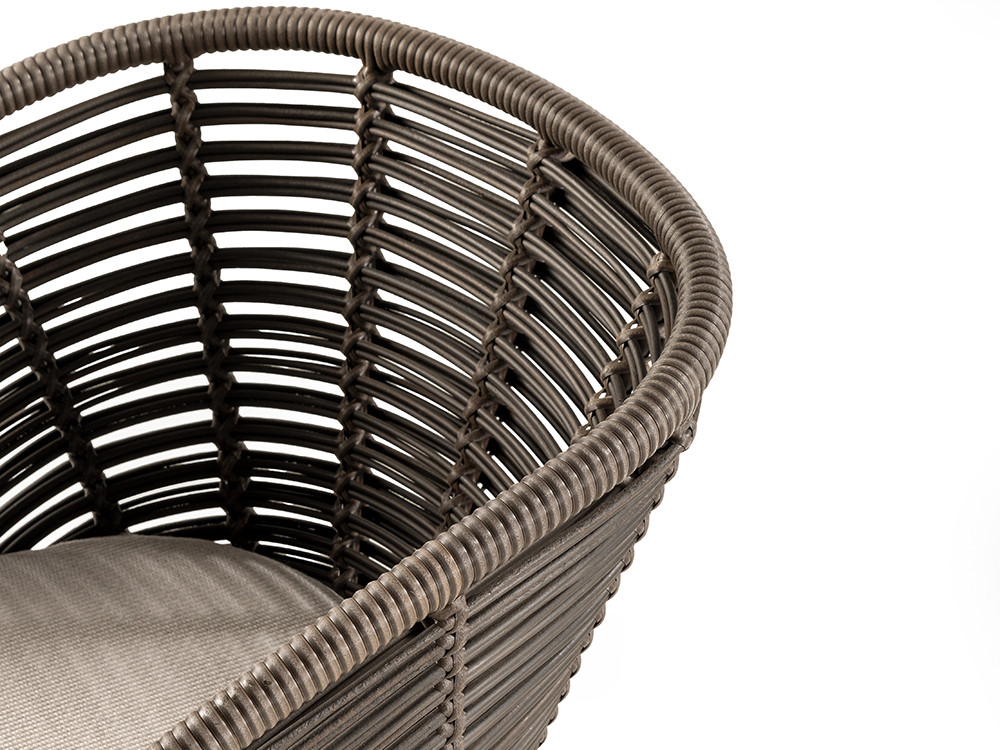 Silla madera diseño Neo Alaska de Skyline: asiento tapizado y teca envejecida para tu terraza en Mobel 6000 de Madrid