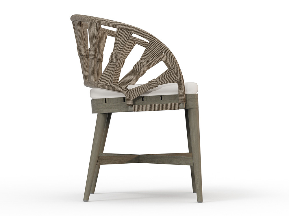 Mobiliario exterior diseño Neo Krabi de Skyline: silla de comedor en teca gris y cojín tapizado premium Mobel 6000 Madrid.