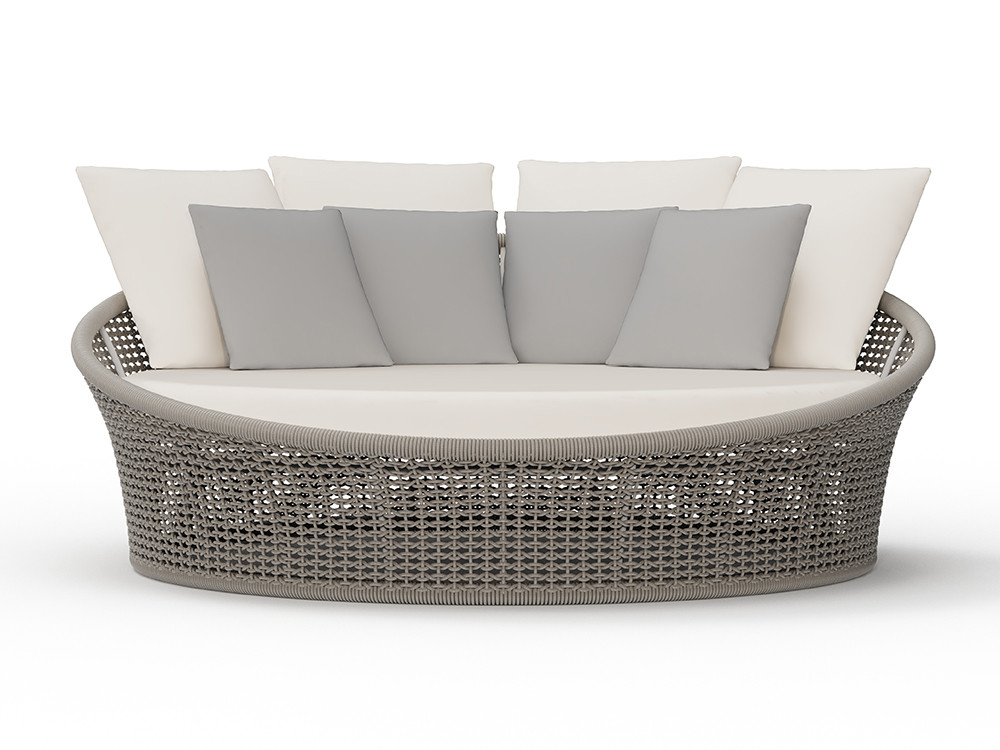 Skyline presenta la cama de jardín redonda Neo Moma: aluminio white wash y cuerda con cojín premium en Seismil Studio Madrid