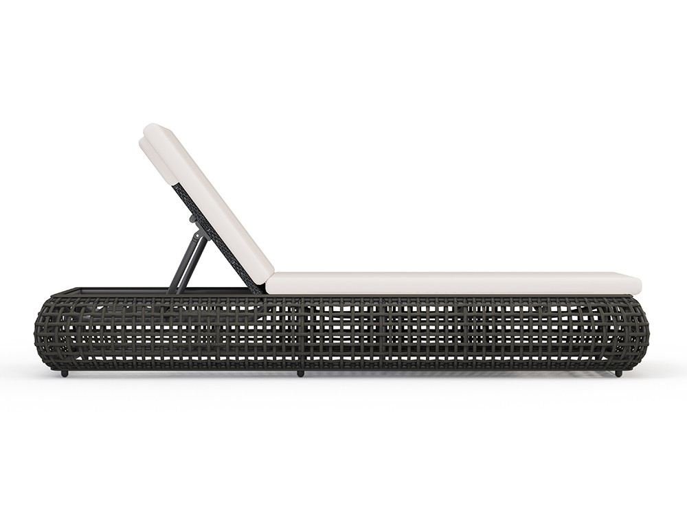 Tumbonas de diseño Neo Dynasty: aluminio y fibra trenzada artesanal con respaldo reclinable en Mobel 6000