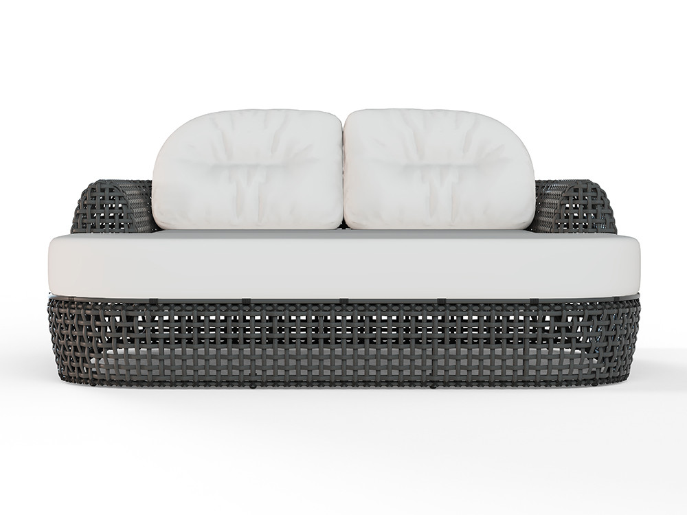 Mobiliario exterior diseño Neo Dynasty por Skyline Design: daybed en fibra trenzada artesanal para Seismil Studio