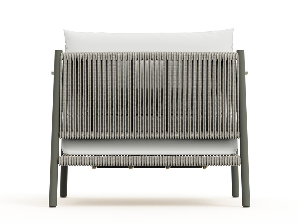Sillones jardín Nara por Skyline Design: aluminio cement grey y cuerda trenzada beige en Seismil Studio de Madrid