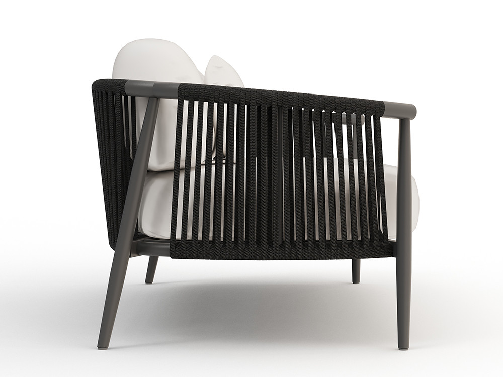 Muebles exterior aluminio Clover: sofá de 2 o 3 plazas en acabado negro con cuerda trenzada y cojines de gran calidad