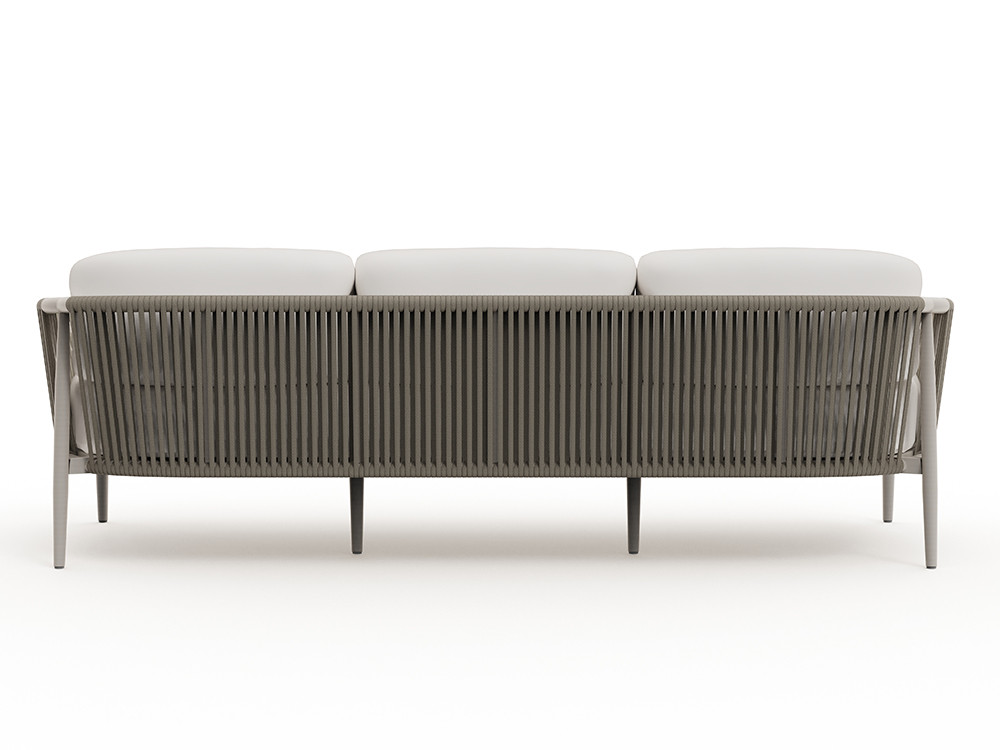Skyline Design propone el sofá exterior Clover: aluminio blanco roto y cuerda trenzada de alta durabilidad y diseño.