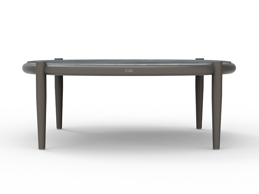 Diseño y resistencia con la mesa de centro Clover: aluminio y porcelánico en tres tamaños