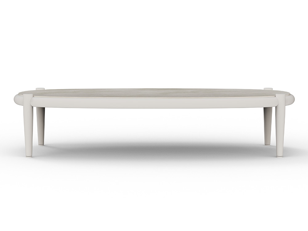 Skyline Design propone la mesa de centro Clover: aluminio negro y porcelánico.