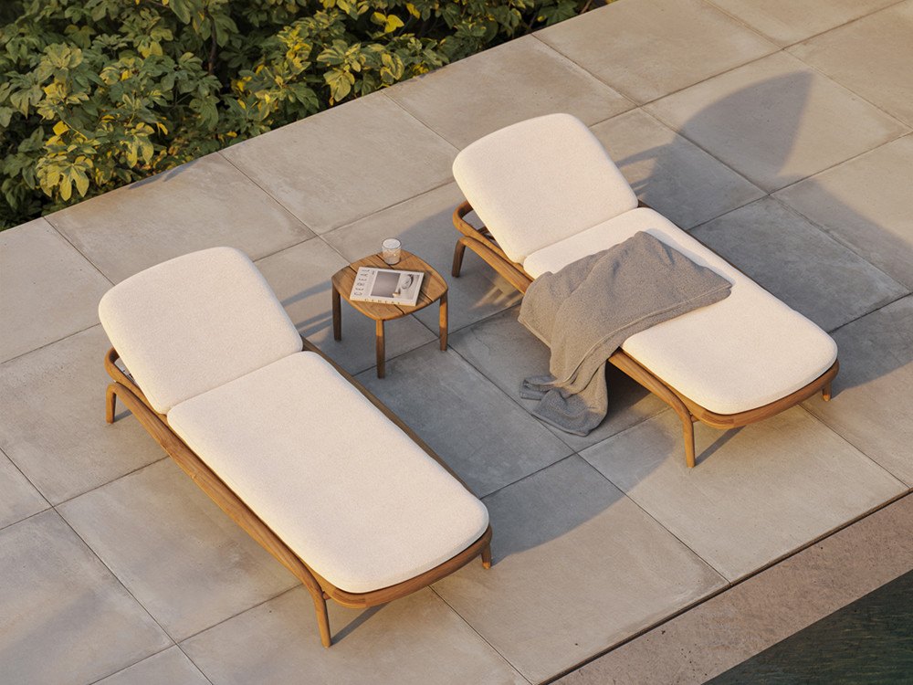 Disfruta tu jardín con la mesa auxiliar de centro Fusta en teca. Su diseño redondo o cuadrado ofrece un estilo premium.