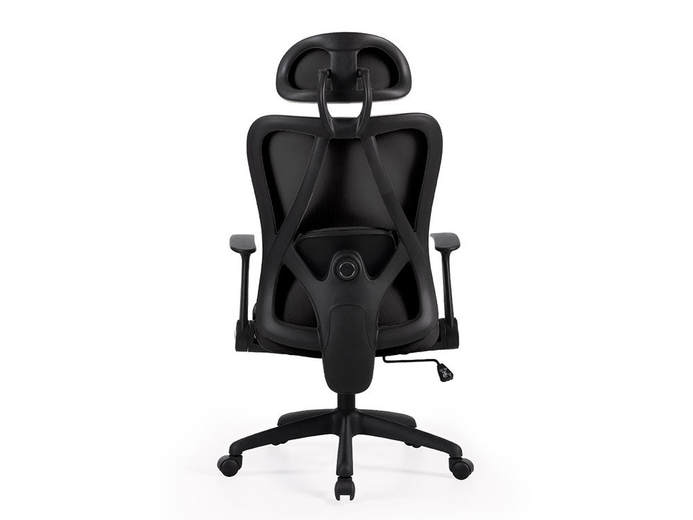 El diseño premium de la silla Montreal para homeoffice incluye brazos abatibles y ajuste de altura por gas.