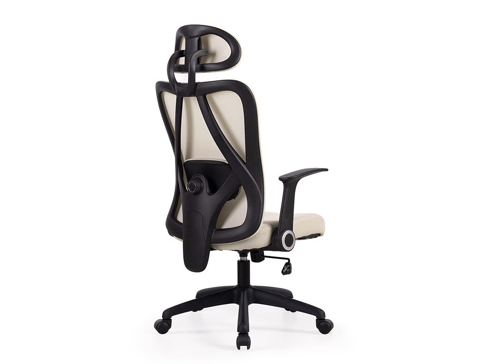Cuida tu salud en el homeoffice con la silla Montreal. Su soporte para el cuello es ideal para largas horas de estudio.