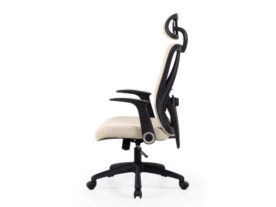 La silla estudio Montreal destaca por su versatilidad. Usa sus brazos abatibles y muévete 360 grados con total agilidad.