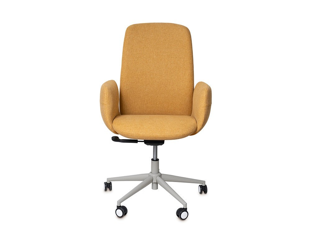 Esta silla de oficina British con ruedas facilita tu movilidad 360. Funcionalidad y diseño moderno en tu hogar