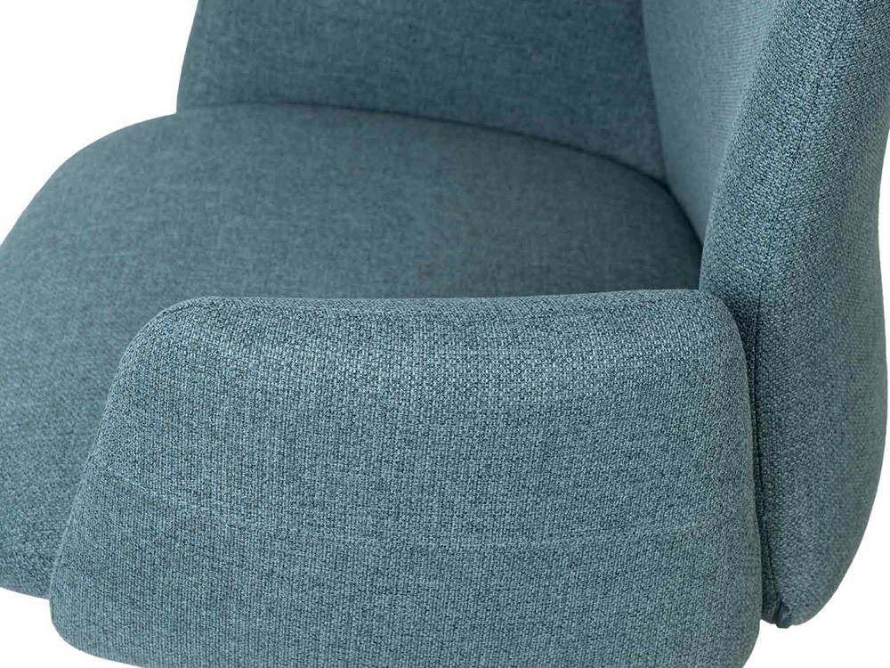 Elige tu acabado favorito para la silla estudio British. Resistencia metálica y confort ergonómico