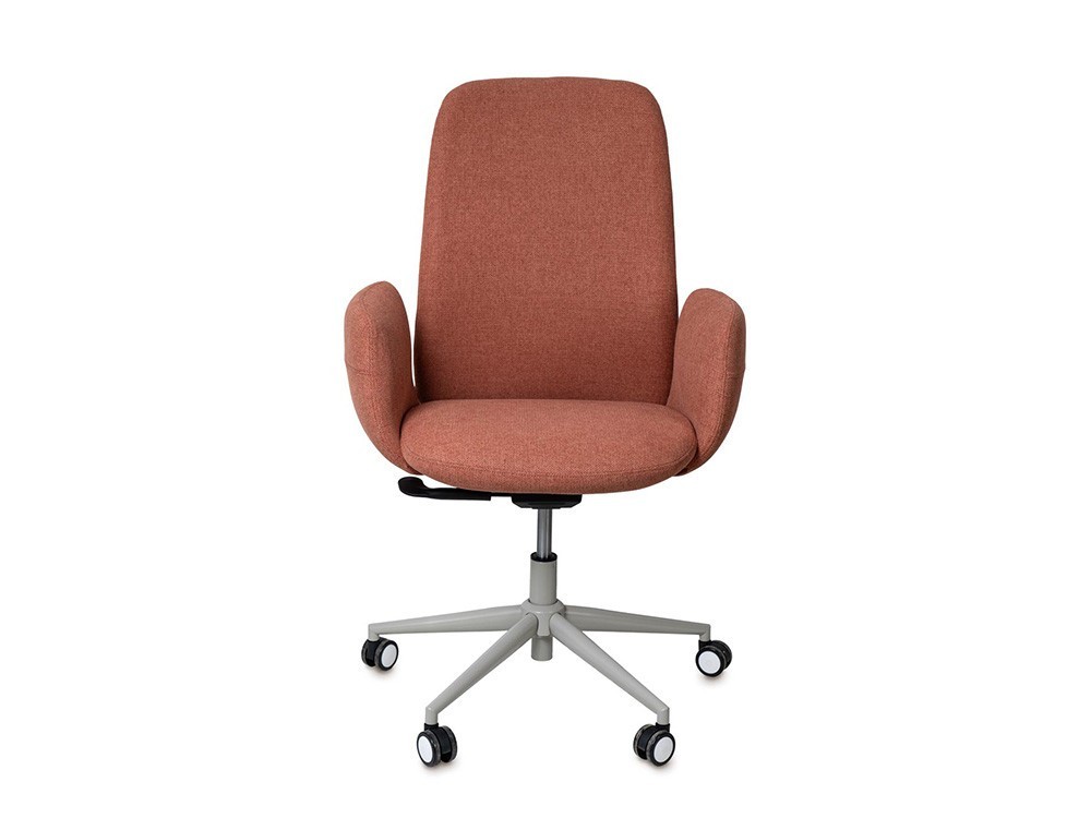 Redefine tu escritorio con esta silla estudio British. Pistón de gas y tejidos suaves para un ambiente muy premium.