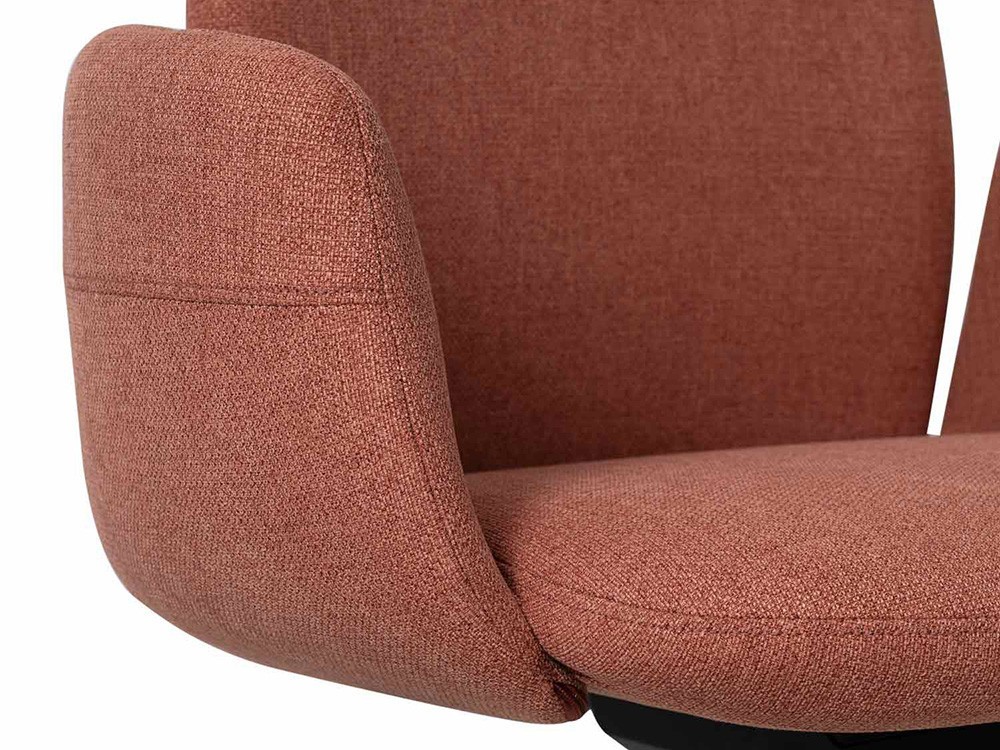 Mejora tu despacho con la silla de oficina British. Realiza tu compra online en Mobel 6000