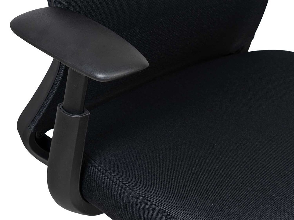Esta silla de oficina Lancaster permite fijar el respaldo a tu gusto. Ergonomía y durabilidad para tu rincón creativo.